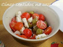 Entrada De Azeitonas Verdes Queijo Feta E Tomate Cereja Feta Queijo Feta Comida E Bebida