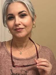 I'm a 45 year old, never married, I'm a high school teacher. 👋🙂 I need  friendship........ Threads.