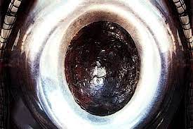 Dari ibnu 'abbas radhiyallahu 'anhuma, ia berkata bahwa rasulullah shallallahu 'alaihi wa sallam bersabda, hajar aswad adalah batu dari surga. Misteri Batu Hajar Aswad Yang Mengejutkan Nasa