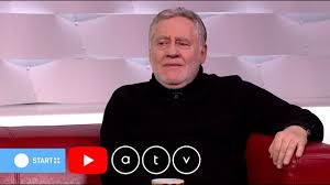 Érthető módon gesztesi károly édesanyja teljesen összetört a tragédiát követően. Tragikus Hirtelenseggel Elhunyt Gesztesi Karoly Youtube