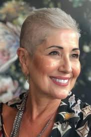 Who can cut thinning hair like the given style in Independence?