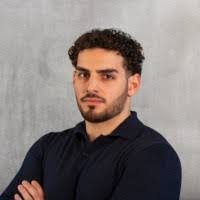 Sonia Eskandari's Instagram, Twitter & Facebook