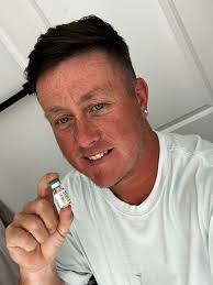 Honest opinions, Do I look feminine when I smile? I feel I do🤦🏾‍♂️,  that's why I don't like to smile in my pics. Y'all can be truthful