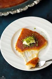 Knafeh Na Ameh Cleobuttera Recipe Middle Eastern Desserts Lebanese Desserts Middle Eastern Recipes