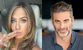 Jennifer Aniston vướng tin đồn hẹn hò nhà thôi miên Jim Curtis