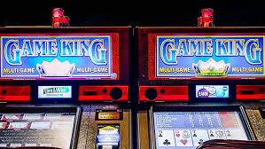 A wild video shows a louisiana woman throwing a racist tantrum and hurling trash across her neighbor's property after animal control seized her unvaccinated dog for allegedly biting her neighbor. Finding A Video Poker Bug Made These Guys Rich Then Vegas Made Them Pay Wired