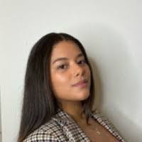 Davina Perez's Instagram, Twitter & Facebook