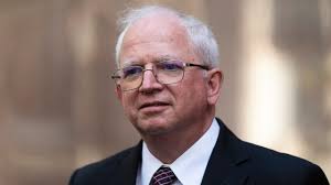 Nikki Haley hunts for California votes