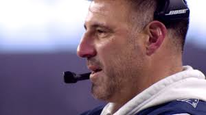 Behind the Scenes with DE Ty Warren