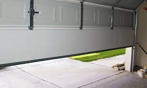 13 Causes Of A Garage Door That Won T Close Or Won T Open