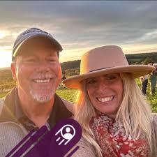 I have early-onset Parkinson's disease. It's easier to say it straight,”  says Annmarie O'Connor, a fashion editor, bestselling author and media  contributor diagnosed in 2021. “I've acquired the habit of getting ahead