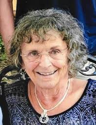 Janelle Waldron's Instagram, Twitter & Facebook