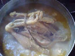 Masakan jawa tempe menjadi masakan internasional dan menjadi satu satunya masakan indonesia yang tidak terpengaruh oleh masakan tionghoa , masakan india , atau masakan arab. Ayam Ayam Ingkung Jawa