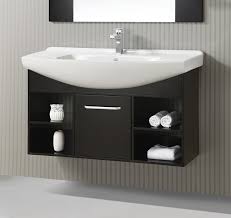 tips to making the most of a small bathroom