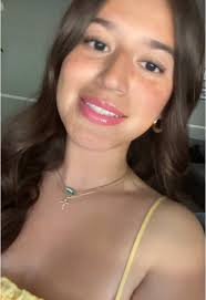 Isabella Giunco Shave