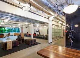 Microsoft S Garage Of Innovation Office Snapshots Office Design Corporate Interiors Contemporary Office Space