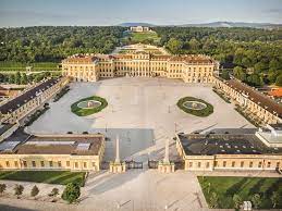 The name schönbrunn has its roots in an. Schonbrunn Ein Juwel In Wien Schloss Schonbrunn Wien Reisebewertungen Tripadvisor