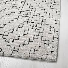 Add sophistication to your home, office or other space with the wonderful washable rug from alibaba.com. Stone Tile Kids Rug