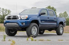 My pro wrestler buddy ross von erich just got this 2018 toyota tacoma 4x4 trd and wanted a leveling kit put on, 3 inch lift in. Amazon Com Rough Country 2 Leveling Kit Fits 2005 2020 Tacoma Billet Suspension System 744 Rough Country Automotive