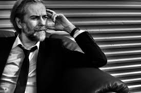 Andrea Chimenti è il volto elegante e raffinato della new wave italiana