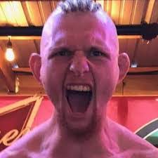 Elvin Leon's Instagram, Twitter & Facebook