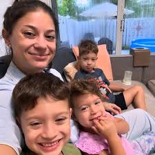 Such a gorgeous family. Favorite 90 day couple!