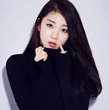 It breaks the group very satisfyingly up into hyung, 98, and maknae lines. List Kpop Idols Born In 1998 Updated