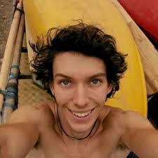 Sim Davis (@simdavisphoto)