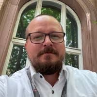 Daniel Kluss's Instagram, Twitter & Facebook