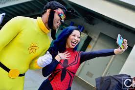 Over the weekend, texas's alamo city comic con found itself caught in a controversy after a cosplay contest emcee donned a powerline costume for the event that included brown face paint. Wondercon 2017 Cosplay Funny Powerline A Goofy Movie Turn The Right Corner