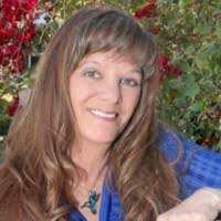 Lisa Lovejoy's Instagram, Twitter & Facebook