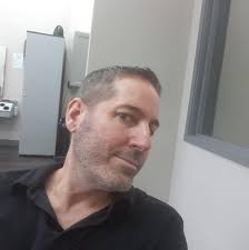 Are any Starcade contestants in our Facebook group?