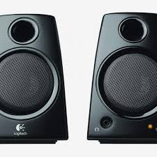 They offer 28 watts of power, and many people love their performance and convenient with this 2.1 computer speaker system, you don't even have to stand up from your sofa to adjust the volume. 12 Best Computer Speakers 2020 The Strategist