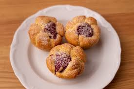 Combining swerve with ingredients like butter, heavy cream, or oils creates a rich mouthfeel that reduces the cooling effect. Does Powdered Sugar Go Bad All You Need To Know About Confectioner S Sugar