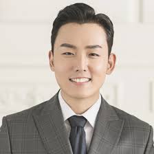 Drew Alum YoungHak Lee T'21 Returns to Earn a PhD