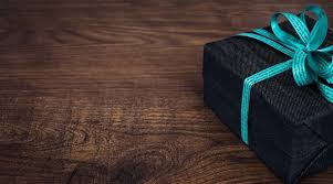 There's something out there that'll really surprise him. Happy Father S Day 2020 Gift Ideas Five Gifts Under Rs 2 000 You Can Buy For Your Father