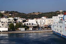 Το saint george hotel & suites, είναι ένα μικρό και όμορφο οικογενειακό ξενοδοχείο , που βρίσκεται στα νέα στύρα, στη νότια εύβοια, σε πολύ κοντινή απόσταση (1:30 ώρα) από τον κεντρικό ελληνικό. Dromologia Ploiwn Apo Agia Marina Mara8wna Gia Nea Styra Eyboias