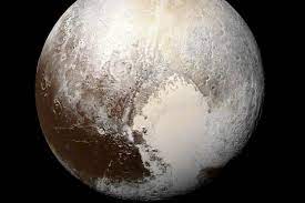 On wednesday night, pluto was revealed in high resolution for the first time, revealing dramatic mountain ranges made from solid water ice on a the structures, together with the smoothness of pluto's surface, suggest that recent geological activity is taking place to cause upheaval and smooth. Just Wow This Is The Highest Resolution Image Of Pluto Yet 500px