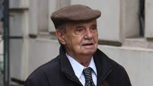 Milan bárta (* 1970), středoškolský učitel, spisovatel; 2om4 Ksticdmrm