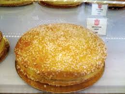 Mes Adresses La Tarte Tropezienne La Douceur Qui Prolonge L Ete 3 Rue Montfaucon Paris 6 Tarte Tropezienne Tropezienne Tarte