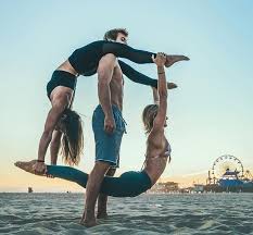 16 Photos Proving Why Partner Yoga Can Be The Next Big Thing For A Strong And Healthy Relationship Rin Yoga Challenge Poses Acro Yoga Poses Partner Yoga Poses