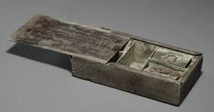 A Roman Bronze Medical Box Circa 1st Century Ce The Interior With Five Compartments The Outer Four Each Covered By A Hinged Lid Incised With Concentric Rectan