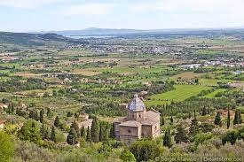 To help you plan your visit, here is our guide to the best places and shopping areas in cortona. Cortona Ferienwohnungen Ferienhauser Urlaubstipps