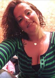 looking for female friends somebody I can get too know add me