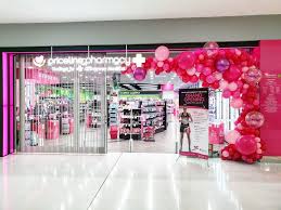 Balloon Garland Decoration For Priceline Pharmacy Balloon Shop Personalized Balloons Balloon Decorations