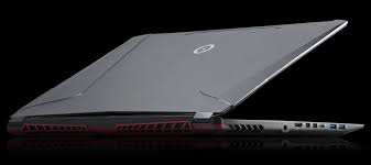 Perangkat elektronik ini punya berbagai ukuran mulai dari 11 inch hingga yang paling besar 17 inch. Origin Pc S Evo17 S Is A Thin And Light Gaming Laptop With An Intel Core I9 Cpu Notebookcheck Net News