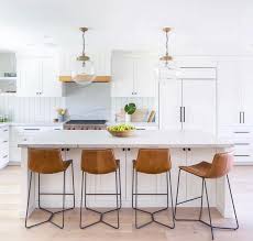 Design Details: Pretty, Clean, White Kitchens |