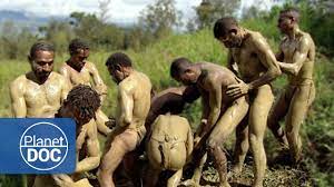 Tribu africana desnudos