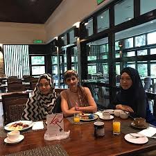 Cyberjaya's a new town in selangor or also know as ghost town due to population is lesser than any other part of selangor. Selangor Malaysia Food Guide 10 Asian Food Must Eat Restaurants Street Food Stalls In Cyberjaya