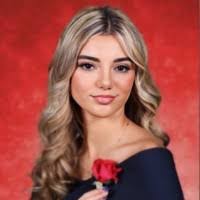 Nicole Barone's Instagram, Twitter & Facebook